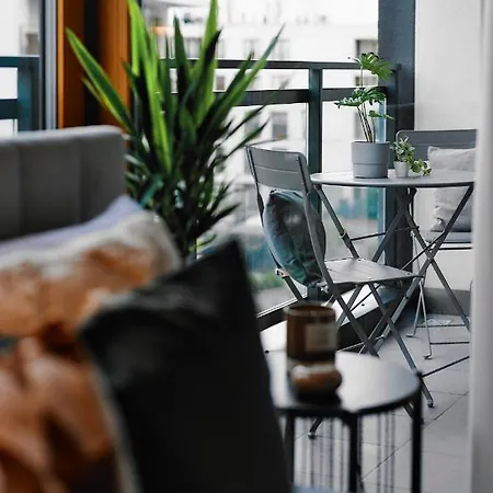 Przytulny Greenwall Appartement *