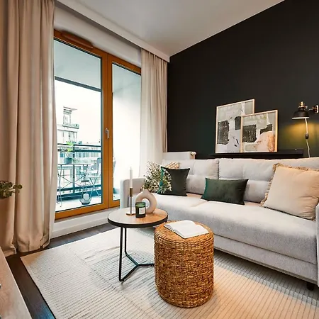 Przytulny Greenwall Appartement *